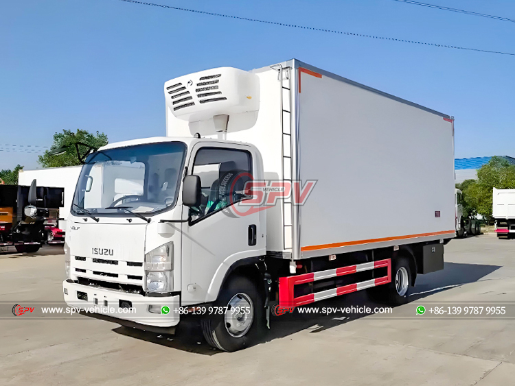 ISUZU 700P Van Truck for Cold Chain - Front Left Side